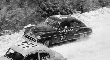 Lewis Hawkins i Wayland Burgess - Oldsmobile 88.